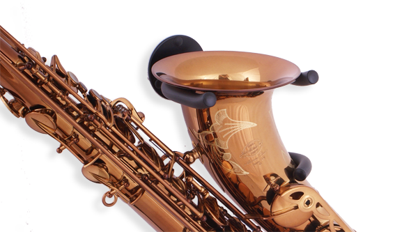saxophone wall stand with horizontal positioned red gold tenor saxophone on white background Locoparasaxo product picture