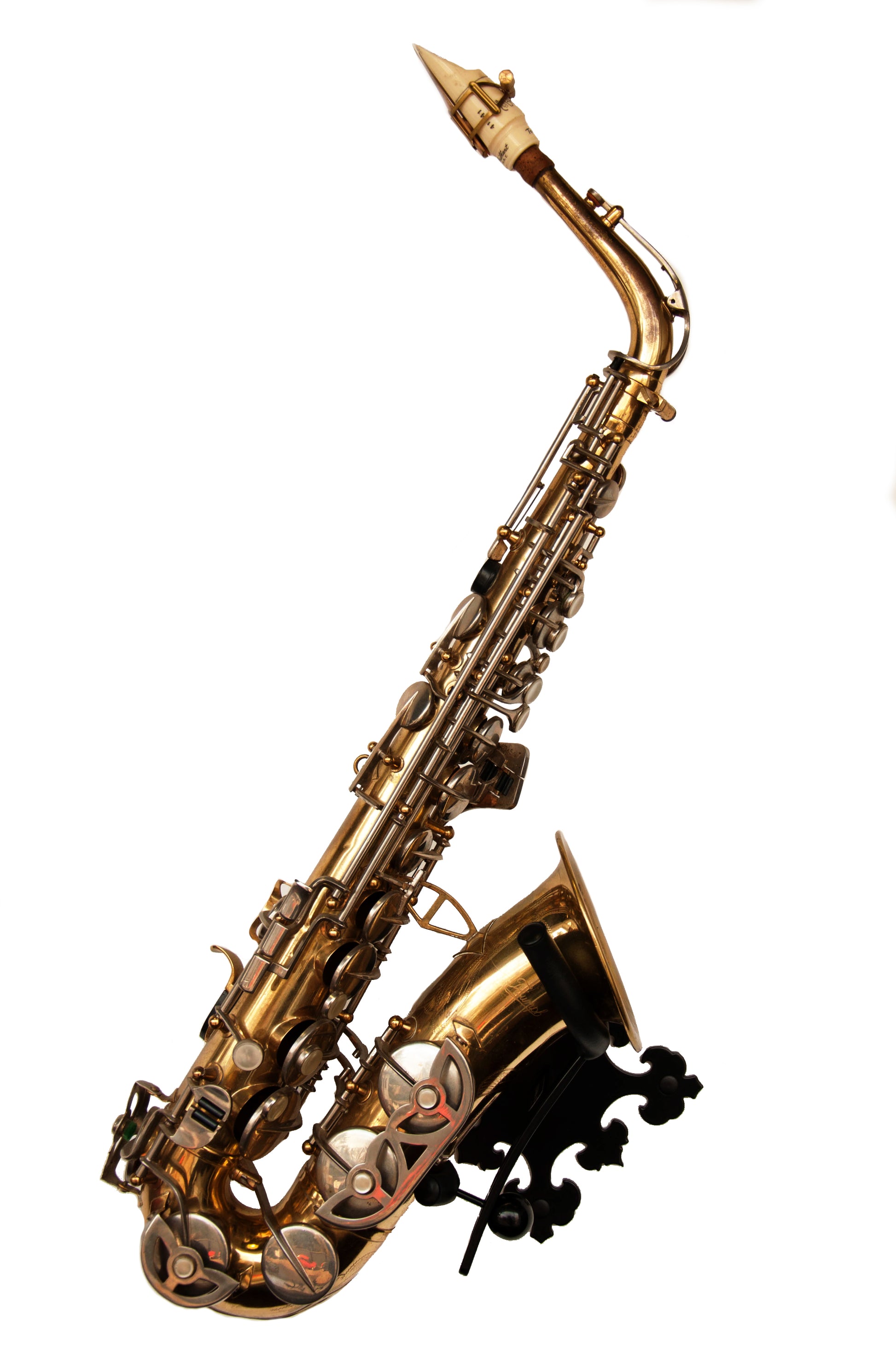 golden alto saxophone in  stand Prince by Locoparasaxo with instrument
