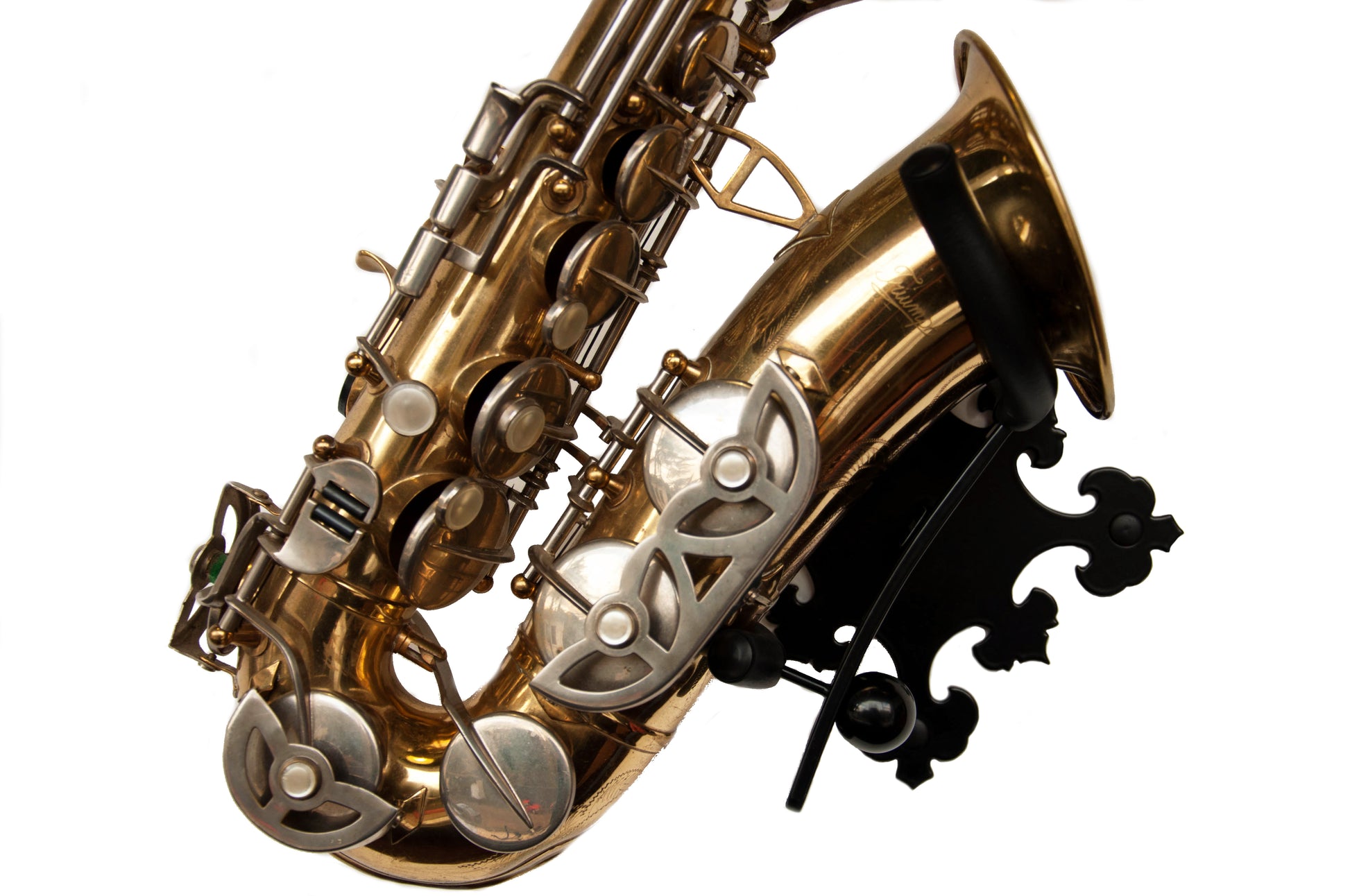saxophone wallmount Prince with gold and silver alto sax 